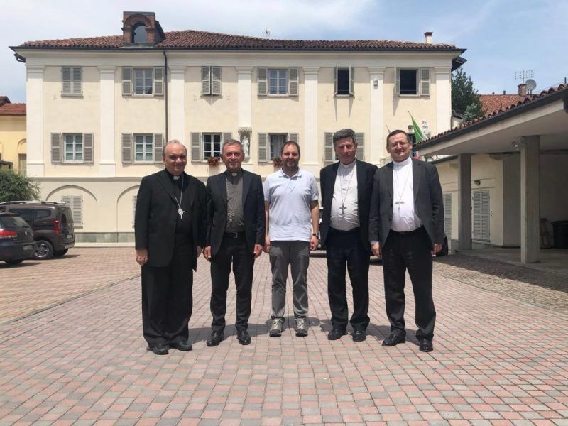 Vescovi e don Adamo