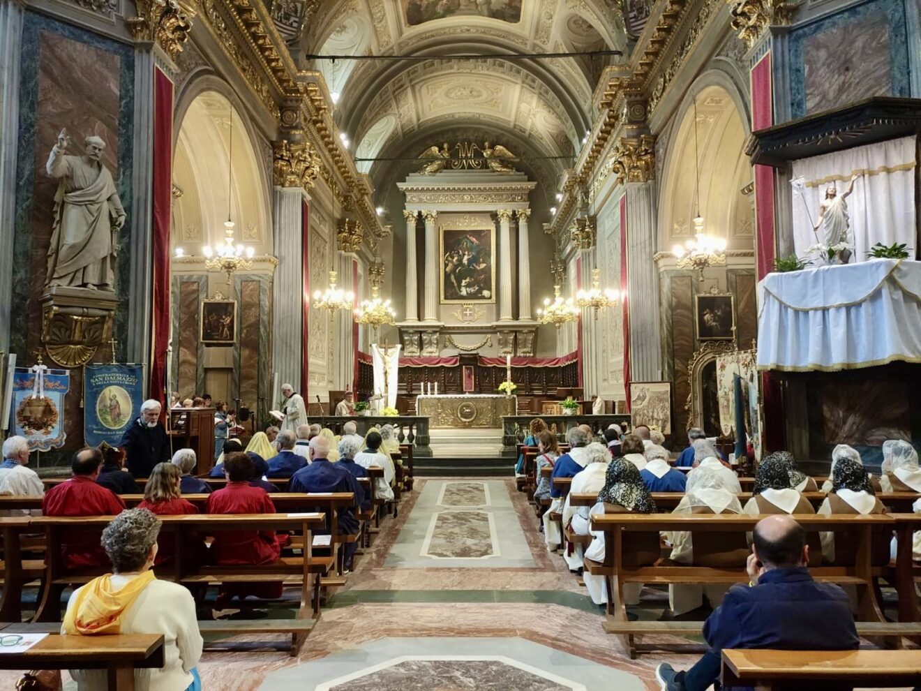 Santa Messa con l'Icona ＂Maria, Madre della speranza e delle Confraternite＂